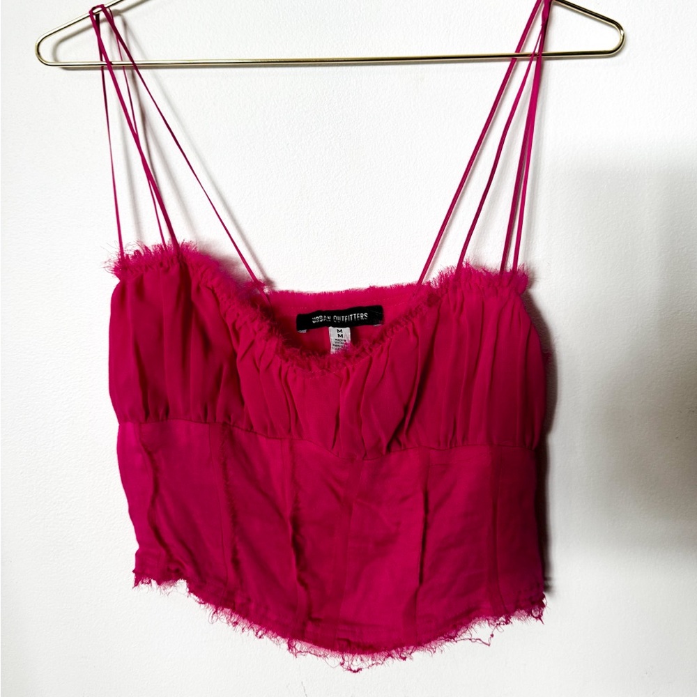 urban outfitters pink cropped tank top